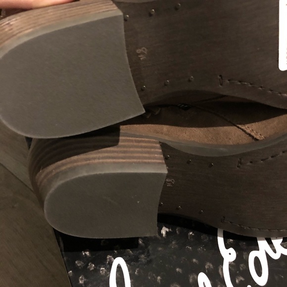 SAM EDELMAN Suede Packer Flat Ankle Bootie Taupe - Picture 3 of 6